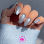 uñas de manos, color azul tornazol, uñas almendradas, uñas naturales